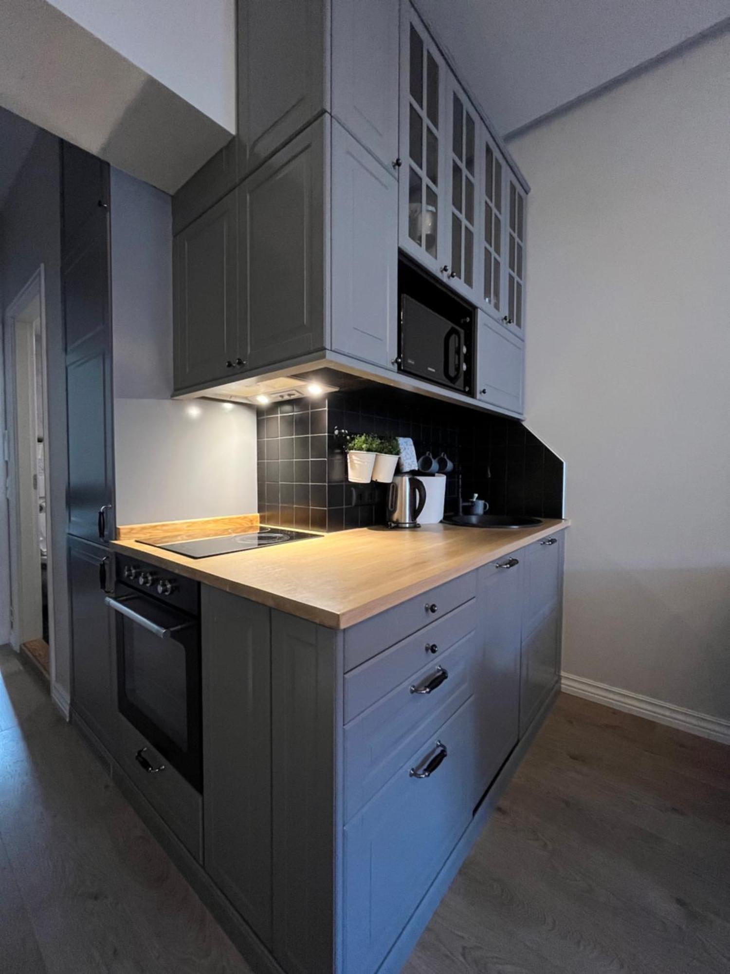 Old Town Apartment - Self Check In โวรู ภายนอก รูปภาพ